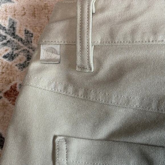 Lululemon ABC Slim Fit Pants Bone Tan color Size 33 Utilitec Business Golf - Picture 7 of 11